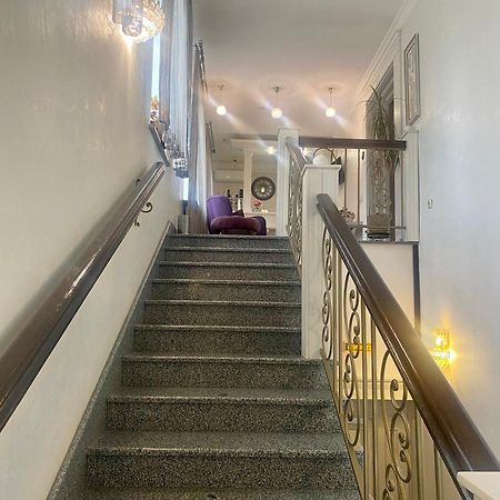 Boutique Hotel Deluxe Kamjanyi Potoki Kültér fotó